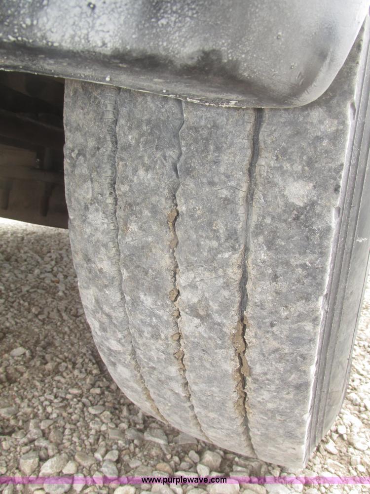 image for item H4651 2001 Freightliner FL70 hook lift truck