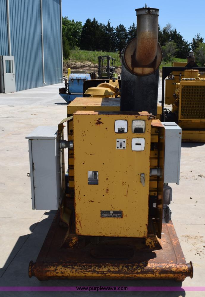 image for item H5079 Caterpillar generator
