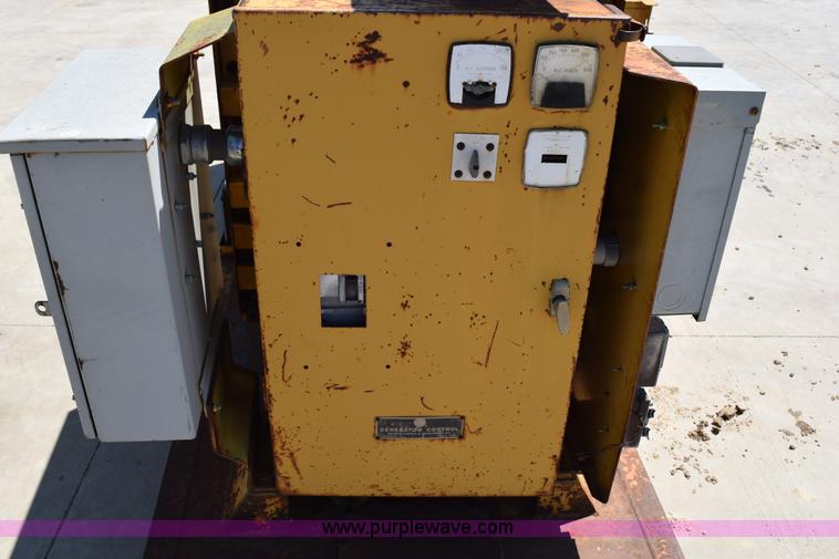 image for item H5079 Caterpillar generator