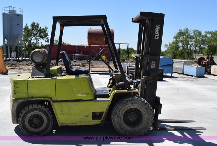 image for item H5081 Clark C500-YS80 forklift