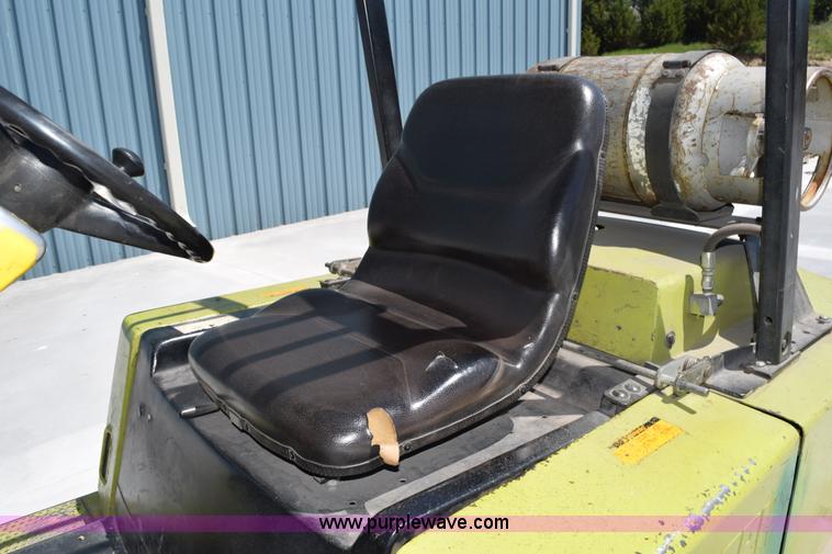 image for item H5081 Clark C500-YS80 forklift