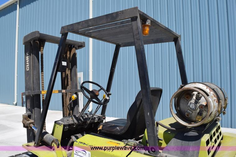 image for item H5081 Clark C500-YS80 forklift