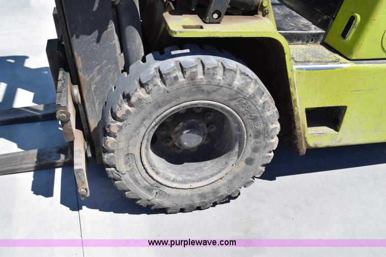 image for item H5081 Clark C500-YS80 forklift
