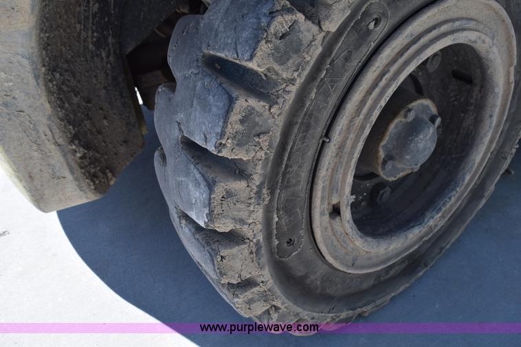 image for item H5081 Clark C500-YS80 forklift