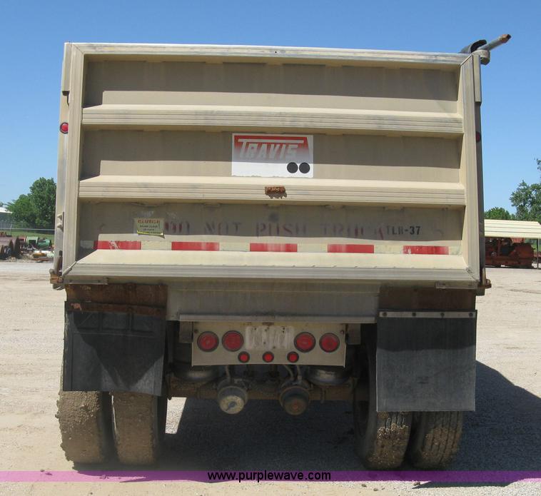image for item H8556 1991 Travis T102 end dump trailer