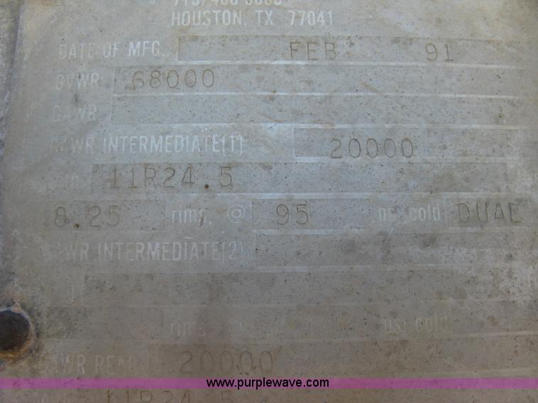 image for item H8556 1991 Travis T102 end dump trailer