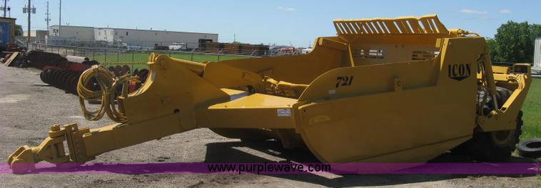 image for item H8557 Icon 721E scraper pan