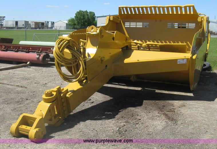 image for item H8557 Icon 721E scraper pan