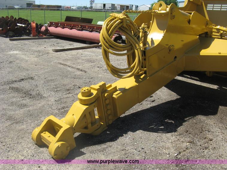 image for item H8557 Icon 721E scraper pan