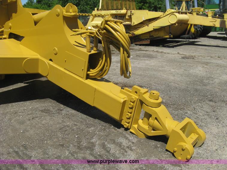 image for item H8557 Icon 721E scraper pan