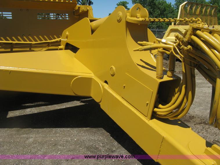 image for item H8557 Icon 721E scraper pan