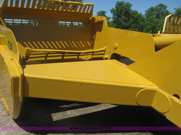 image for item H8557 Icon 721E scraper pan