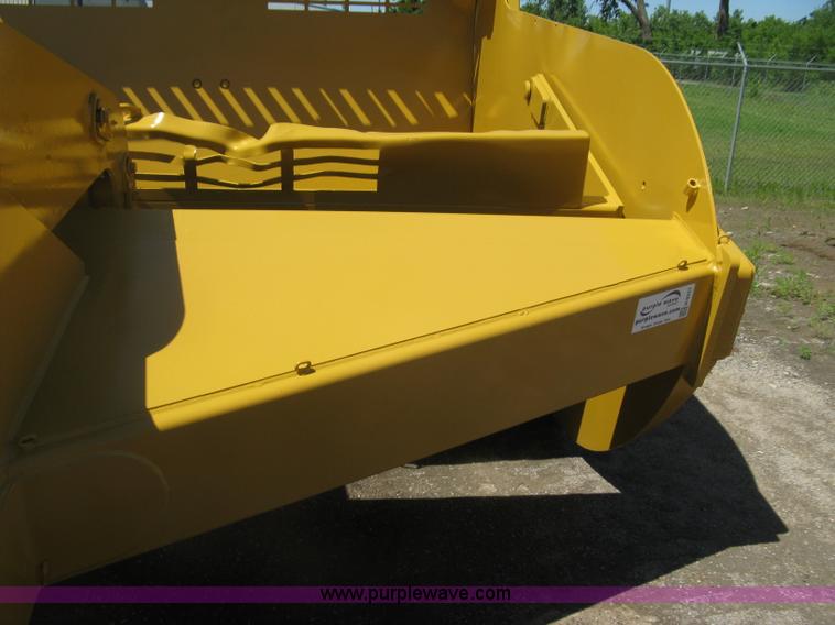 image for item H8557 Icon 721E scraper pan