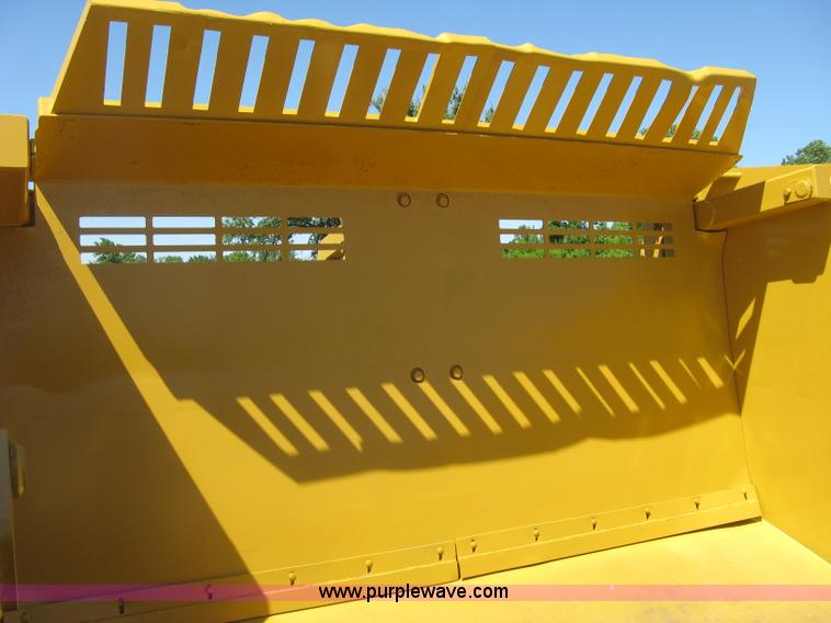 image for item H8557 Icon 721E scraper pan