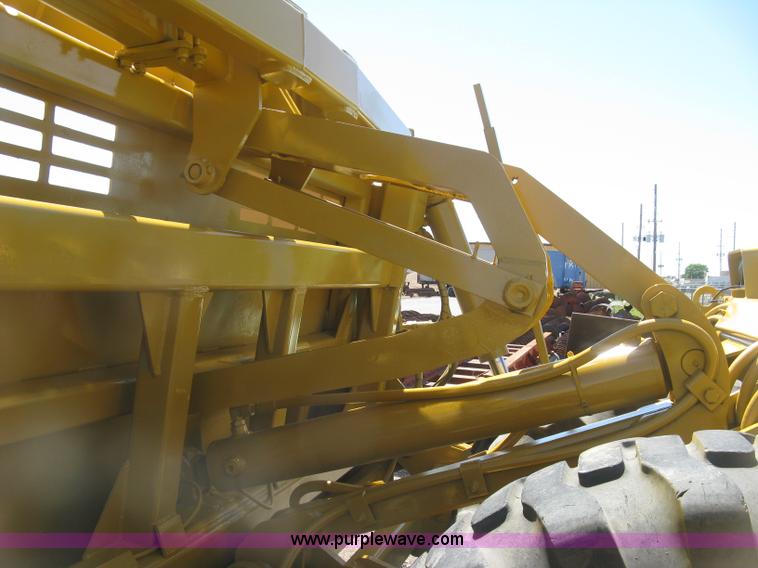 image for item H8557 Icon 721E scraper pan