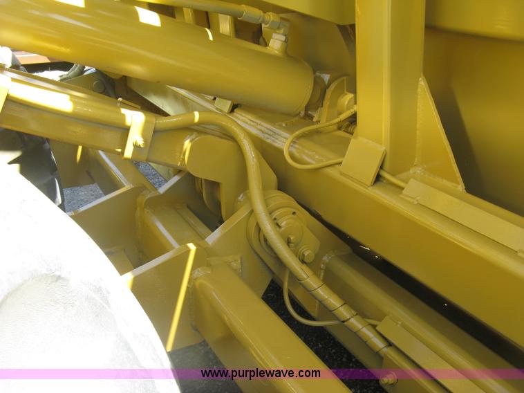 image for item H8557 Icon 721E scraper pan