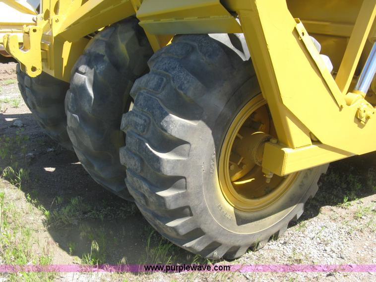 image for item H8557 Icon 721E scraper pan