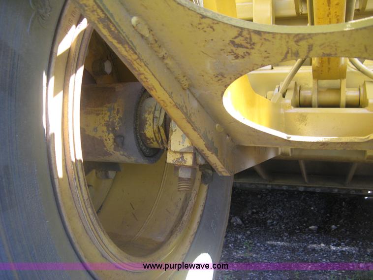 image for item H8557 Icon 721E scraper pan