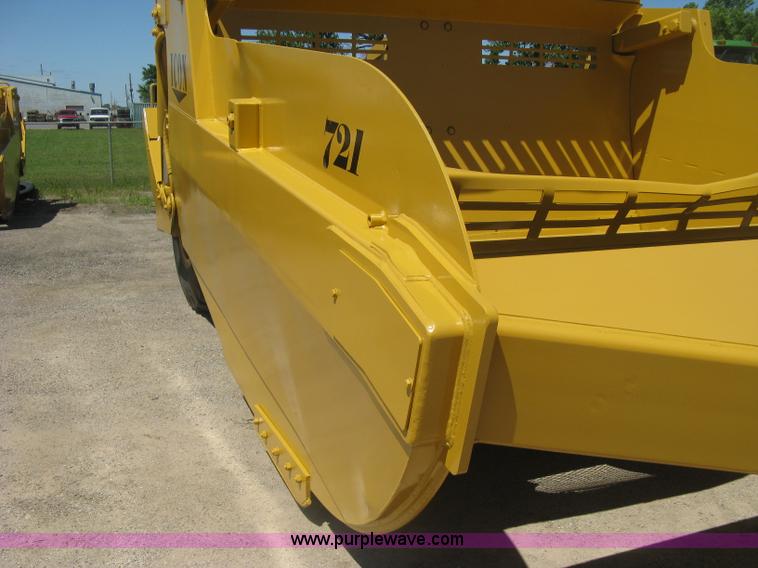 image for item H8558 Icon 721E scraper pan