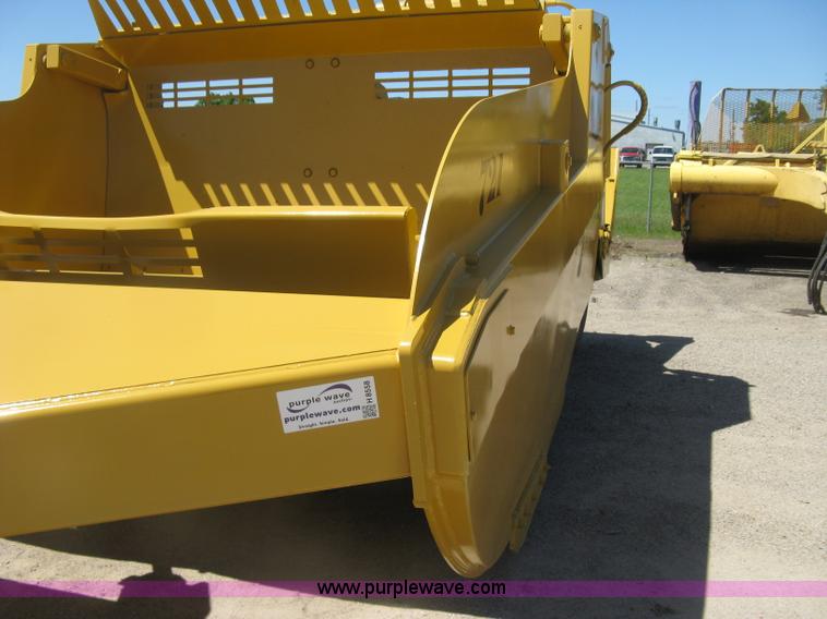 image for item H8558 Icon 721E scraper pan