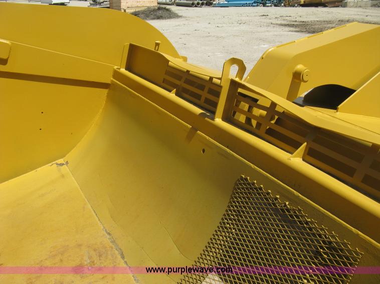 image for item H8558 Icon 721E scraper pan