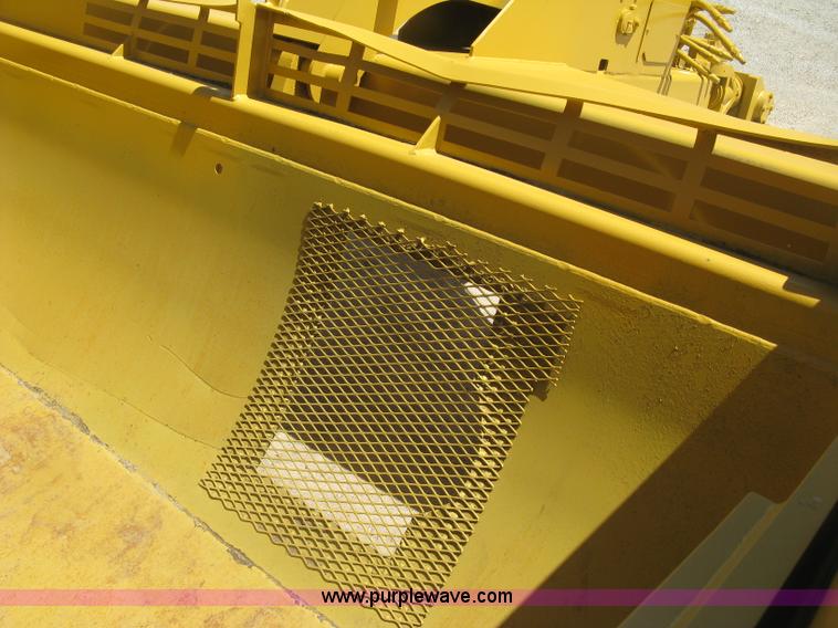 image for item H8558 Icon 721E scraper pan