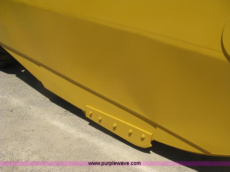 image for item H8558 Icon 721E scraper pan