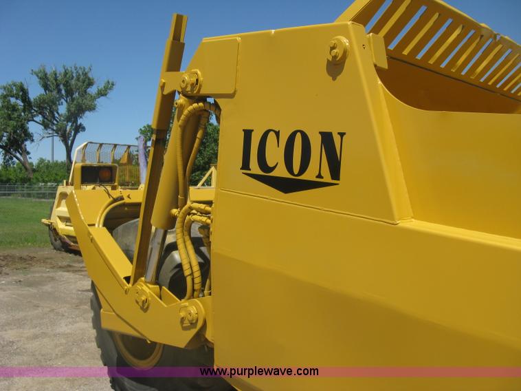 image for item H8558 Icon 721E scraper pan