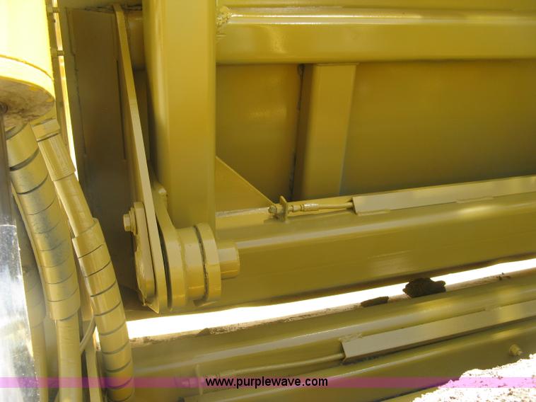 image for item H8558 Icon 721E scraper pan