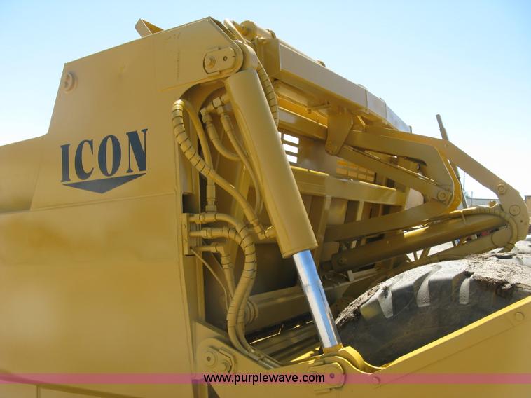 image for item H8558 Icon 721E scraper pan