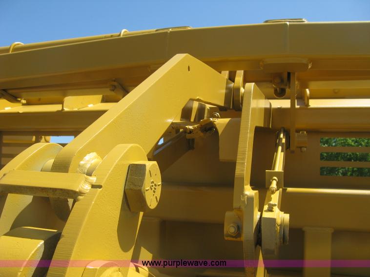 image for item H8558 Icon 721E scraper pan