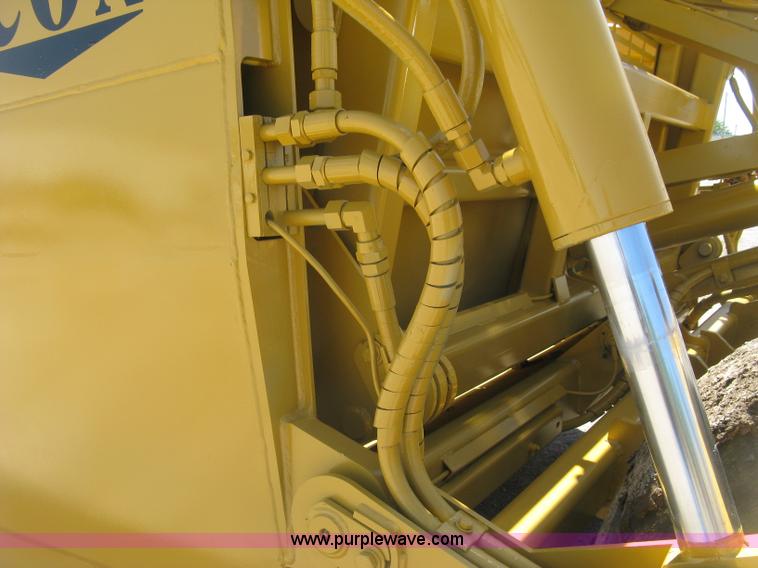 image for item H8558 Icon 721E scraper pan