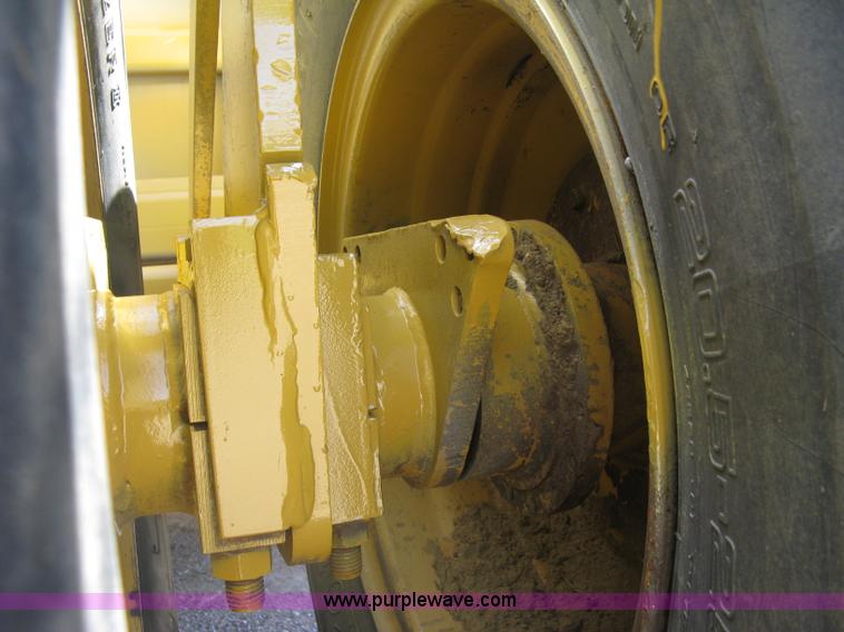 image for item H8558 Icon 721E scraper pan