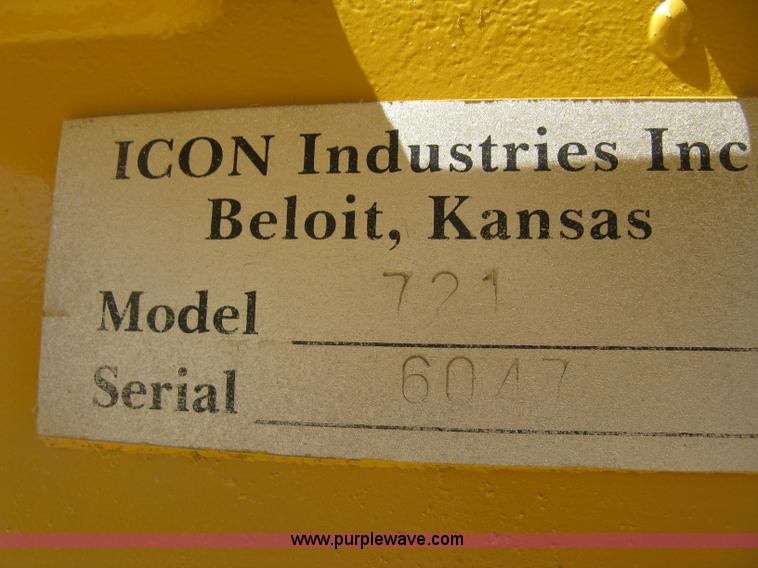 image for item H8558 Icon 721E scraper pan