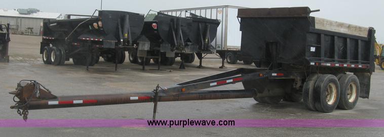 image for item H8560 1985 CP pup dump trailer