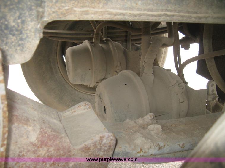 image for item H8560 1985 CP pup dump trailer