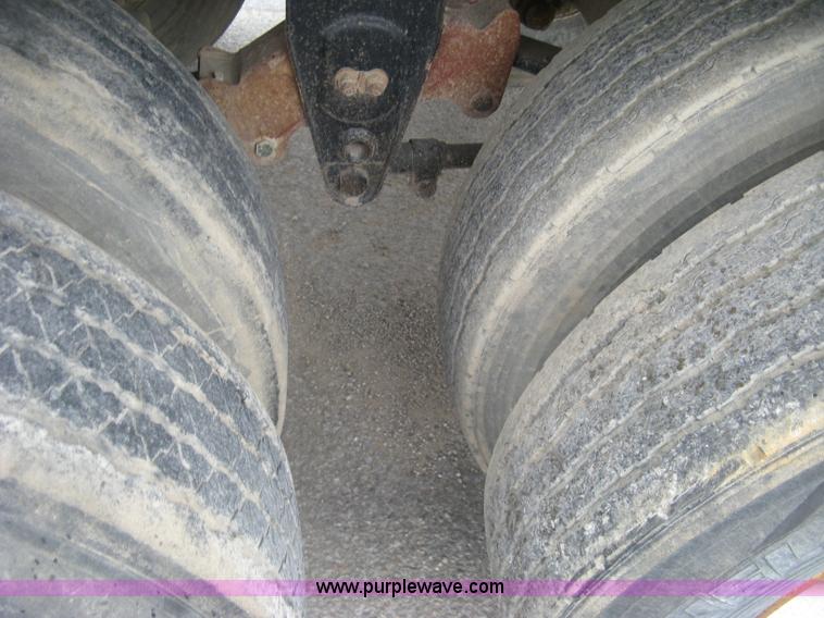 image for item H8560 1985 CP pup dump trailer