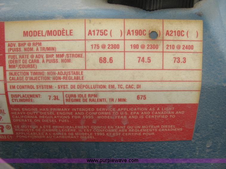 image for item H8565 1996 International 4700 service truck with crane