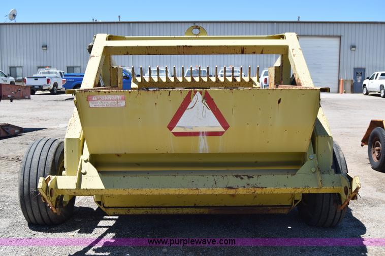 image for item H8578 Degelman R570H rock picker