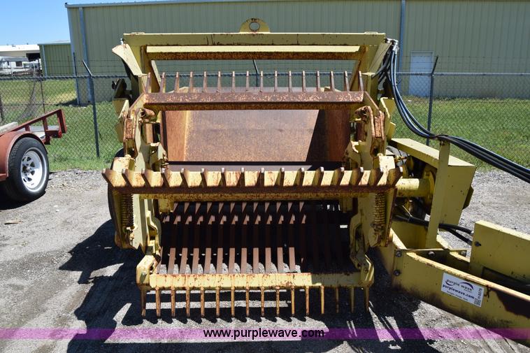 image for item H8578 Degelman R570H rock picker