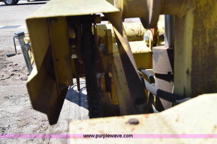 image for item H8578 Degelman R570H rock picker