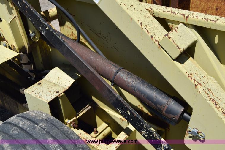 image for item H8578 Degelman R570H rock picker