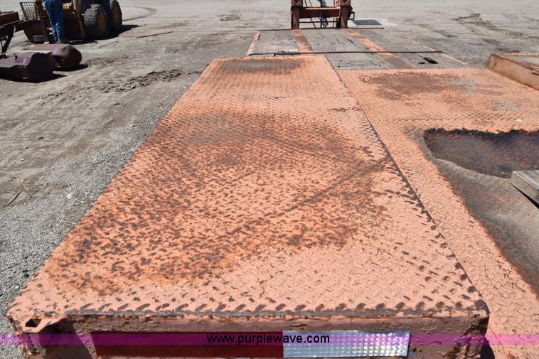 image for item H8579 1968 Rogers RGN equipment trailer