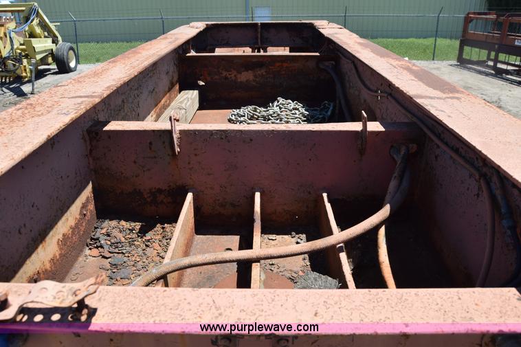 image for item H8579 1968 Rogers RGN equipment trailer