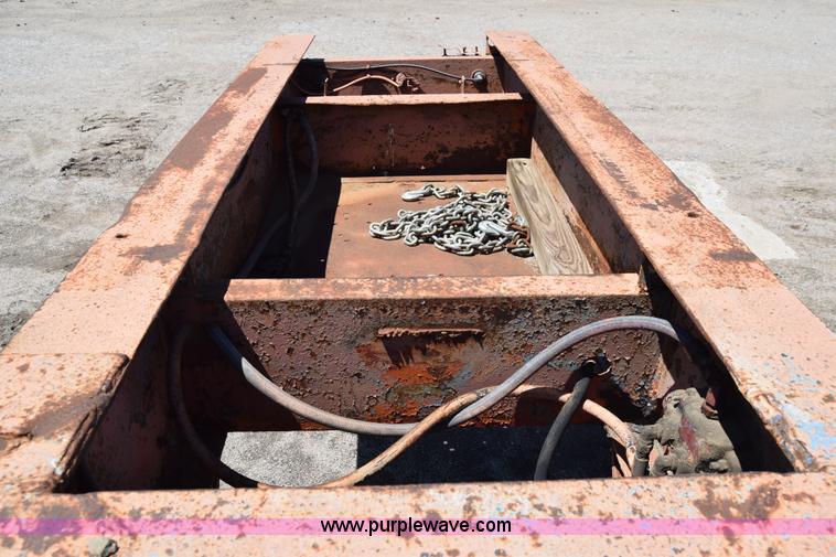 image for item H8579 1968 Rogers RGN equipment trailer