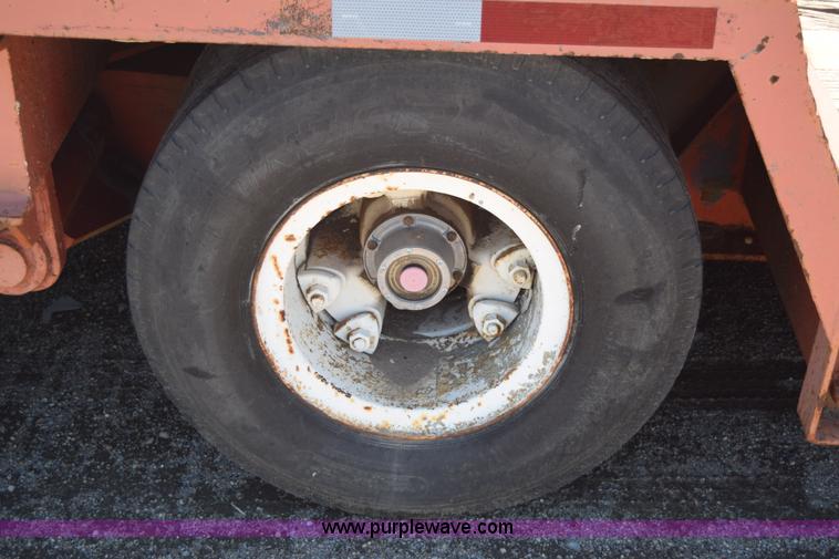 image for item H8579 1968 Rogers RGN equipment trailer