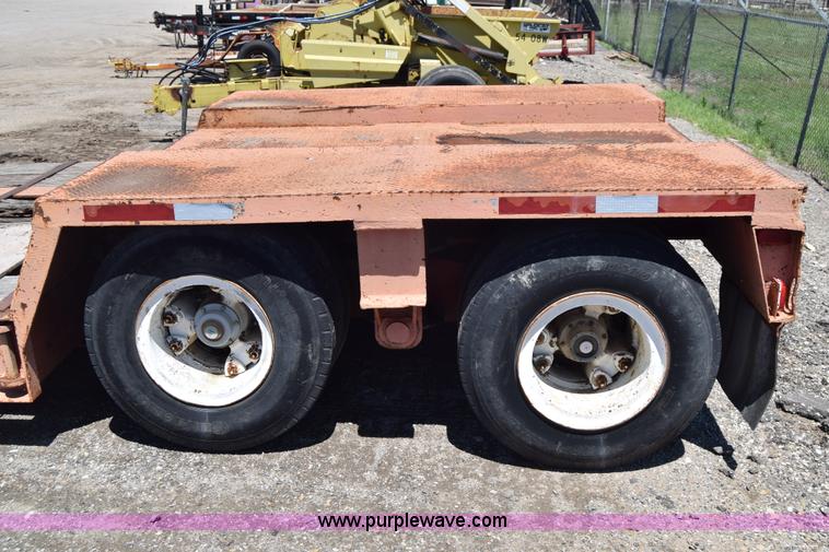 image for item H8579 1968 Rogers RGN equipment trailer