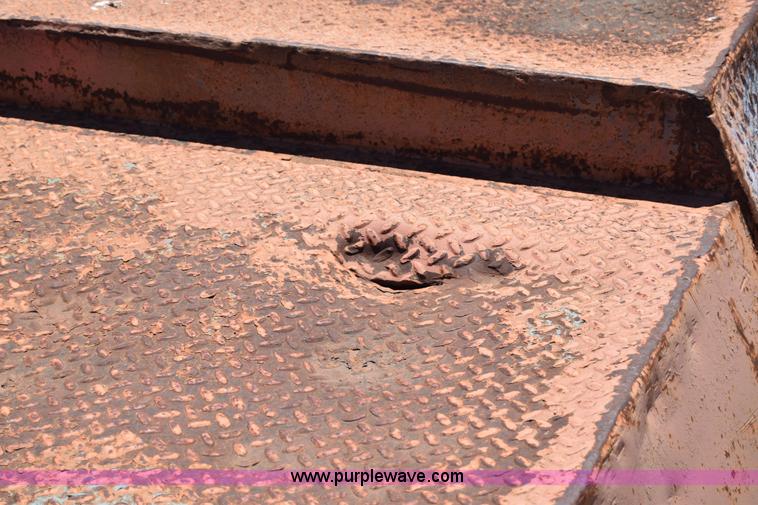 image for item H8579 1968 Rogers RGN equipment trailer