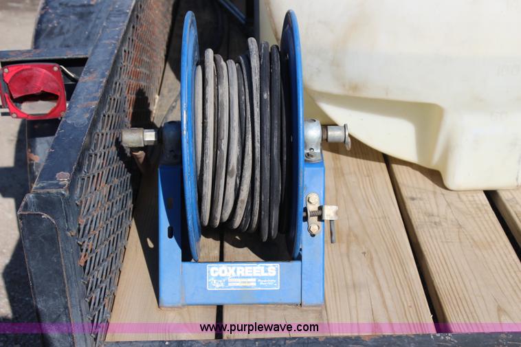 image for item I1705 2007 Maxey power washing trailer