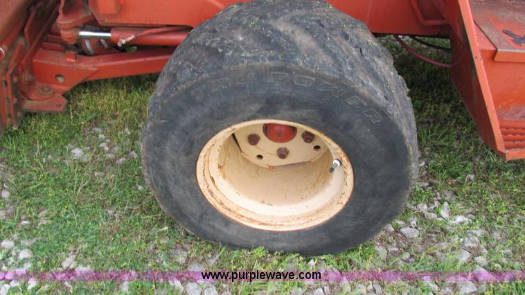 image for item I3006 1998 Ditch Witch 5110DD vibratory plow